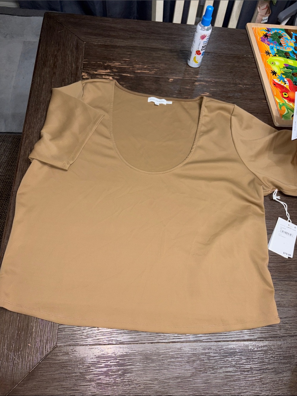 Good American Scoop Neck Short Sleeve Top in Camel Brown
